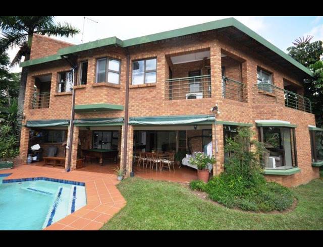6 BEDROOM HOUSE FOR SALE IN COWIES HILL